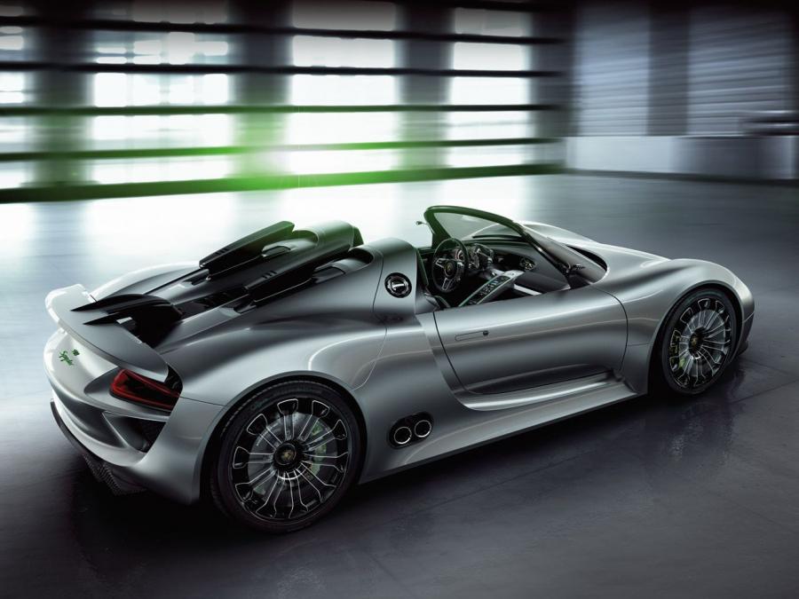  Porsche 918 Spyder Concept 2010 года  (фото 37 из 54)